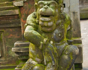 Tirta-Empul-or-Spring-Water-Temple-_2_
