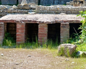 Ovens-for-heating-water-for-the-baths