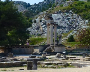 Restored-columns-of-twin-Corinthian-temple-in-first-Roman-Forum-of-Glanum-_20-B_C__ Restored-columns-of-twin-Corinthian-temple-in-first-Roman-Forum-of-Glanum-_20-B_C__