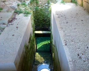 The-sacred-spring-of-Glanum The-sacred-spring-of-Glanum