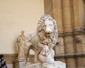 Statues-in-the-Piazza-Signorina_-Florence_-Italy-_1_