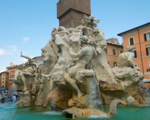 Piazza-Navona-Fountain-of-the-Four-Rivers-_1_
