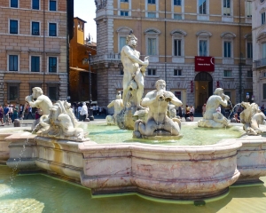 Piazza-Navona-fountain-del-moro