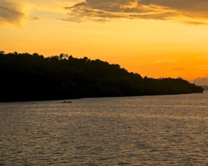 Raja-Ampat-sunset-_4_