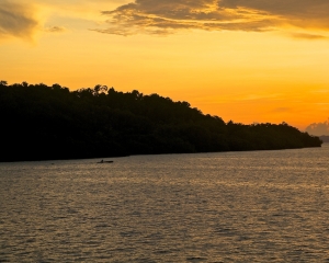 Raja-Ampat-sunset-_4_ Raja-Ampat-sunset-_4_