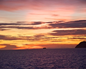 Raja-Ampat-sunset-_6_