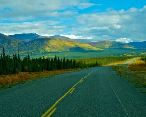 Fall-Foliage-along-the-Alaska-Hwy-_3_