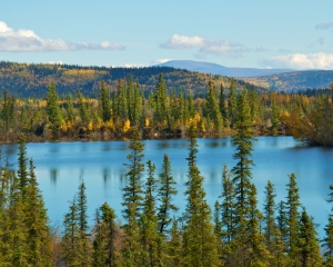 One-of-the-many-lakes-near-the-border-of-Alaska-and-the-Yukon