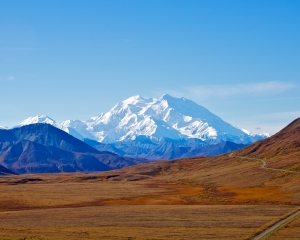 Stony-Hill-Overlook-with-Denali-in-the-background