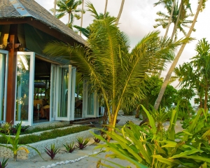 Wakatobi-dining-room-_1_